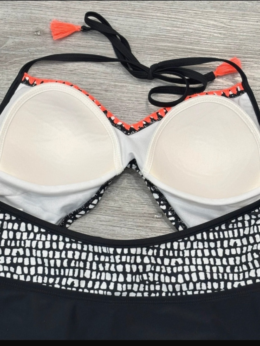Hula Honey brand cutout one-piece swimsuit - Picture 8 of 8